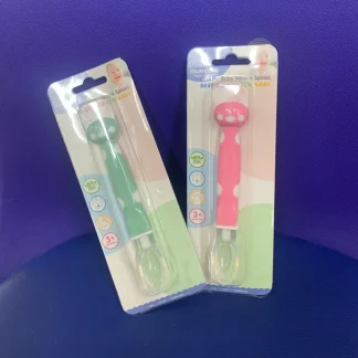 Pig style silicone spoon by Mumlove